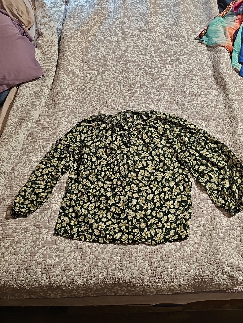 Old Navy Black Floral Off-Shoulder Blouse